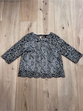 Banana Republic Black Lace Overlay Top | Scalloped Hem | 3/4 Sleeve | Petite L